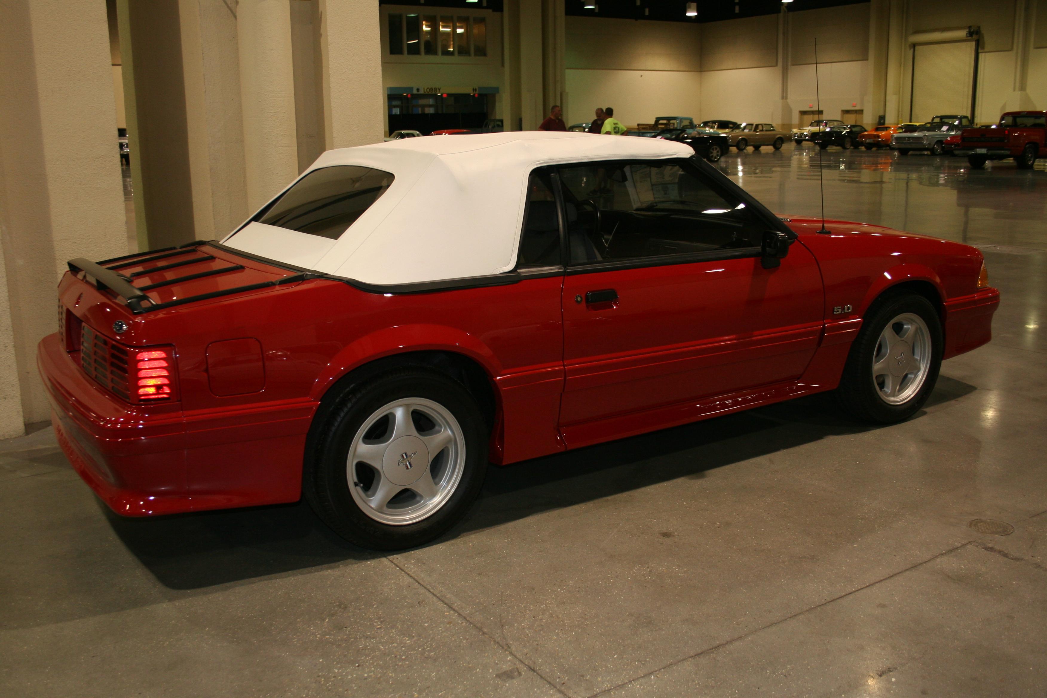 5th Image of a 1993 FORD MUSTANG GT