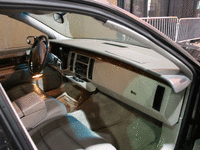 Image 4 of 9 of a 1994 CADILLAC FLEETWOOD