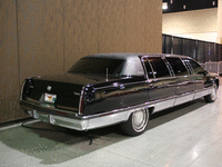 Image 9 of 9 of a 1994 CADILLAC FLEETWOOD