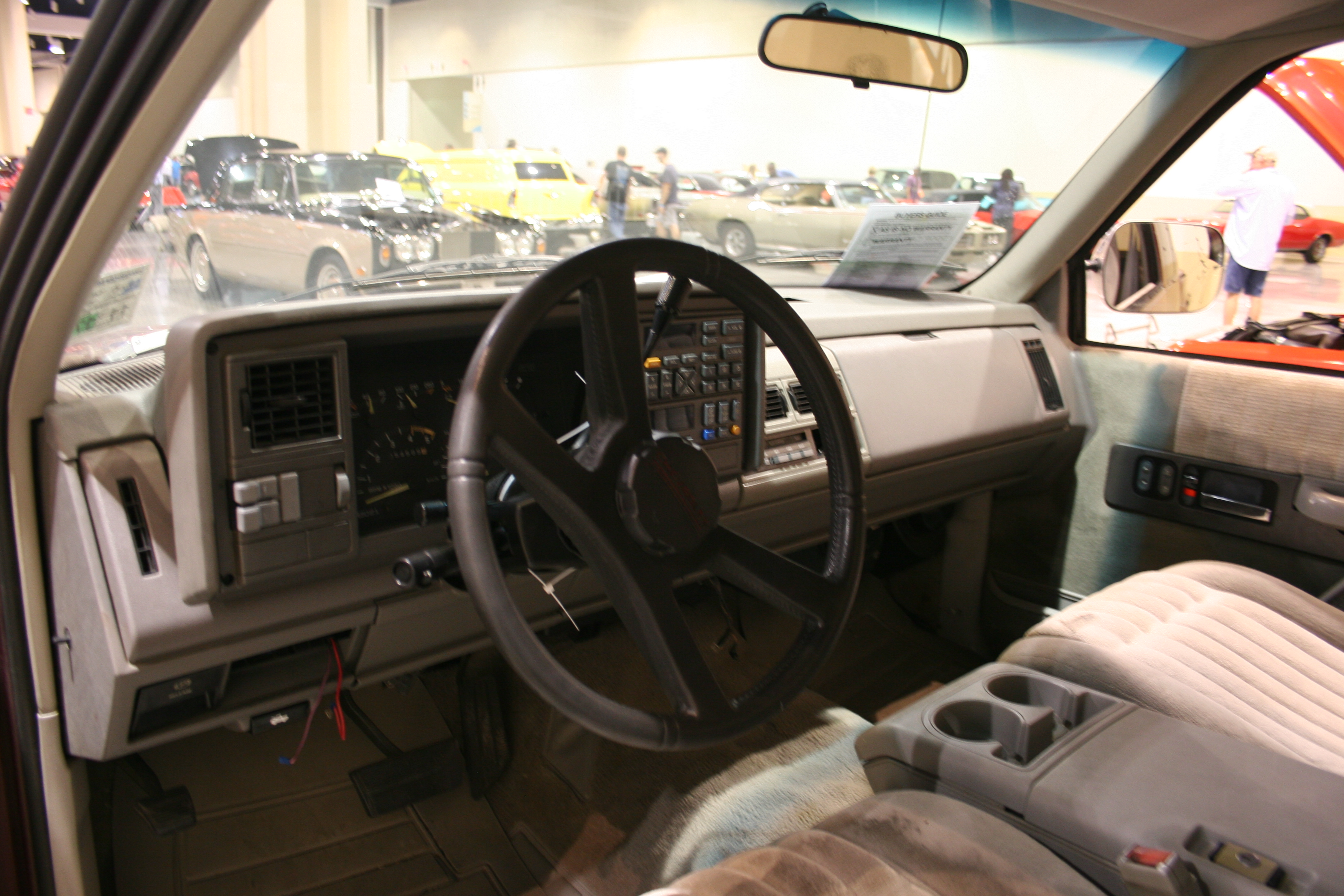 3rd Image of a 1993 CHEVROLET C1500
