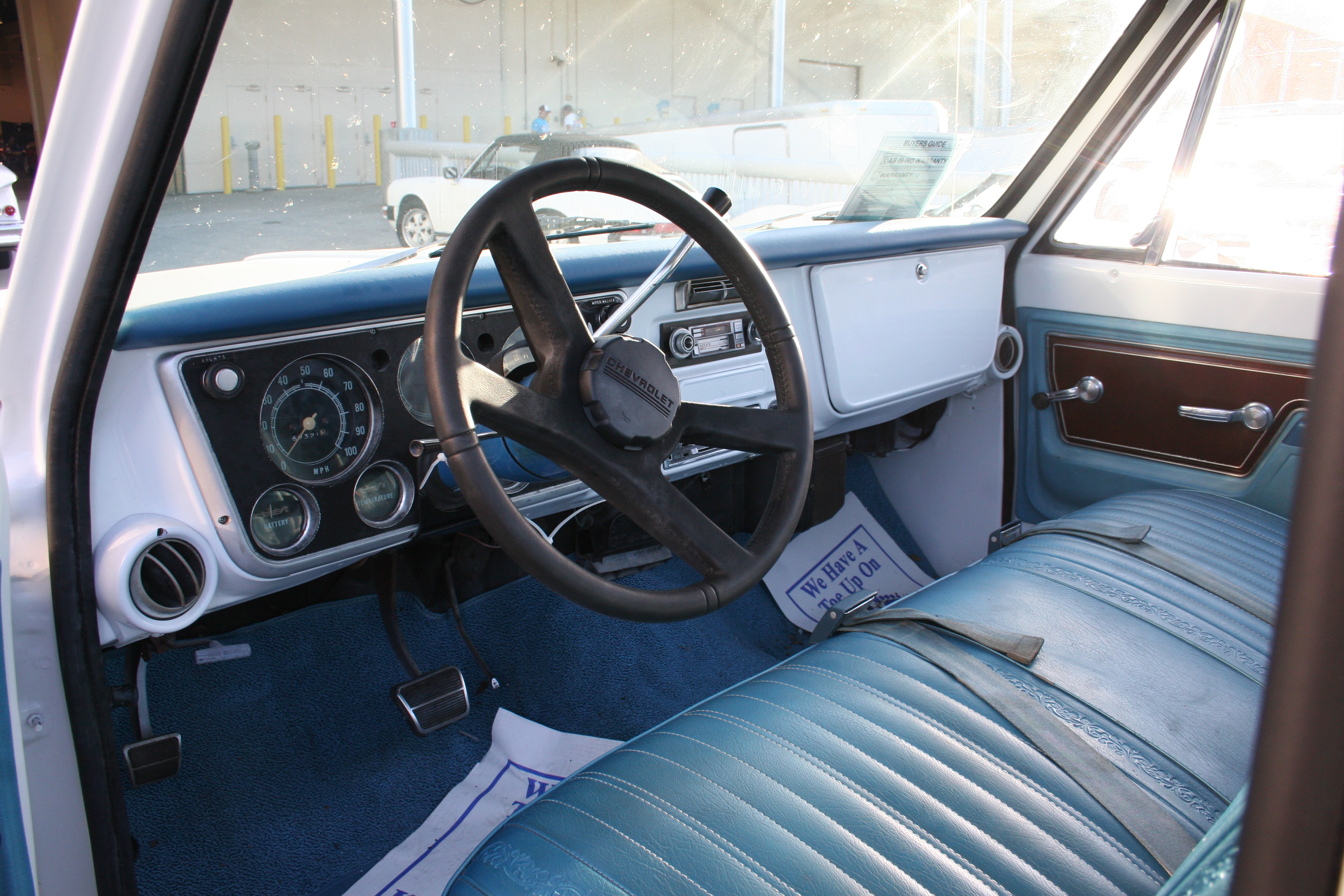 2nd Image of a 1972 CHEVROLET CHEYENNE