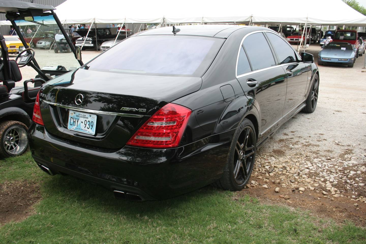 2nd Image of a 2011 MERCEDES S-CLASS S63 AMG