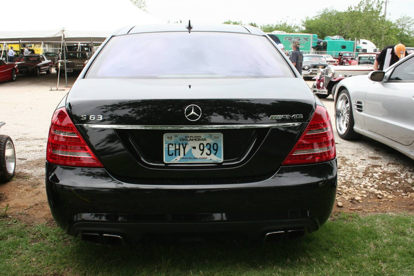 3rd Image of a 2011 MERCEDES S-CLASS S63 AMG