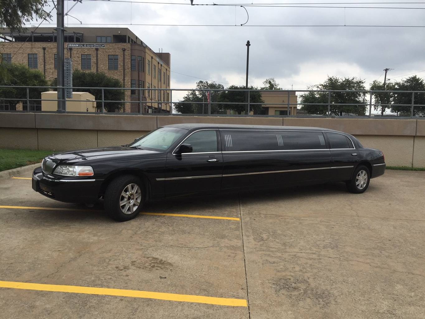 0th Image of a 2007 LINCOLN TOWN CAR EXECUTIVE