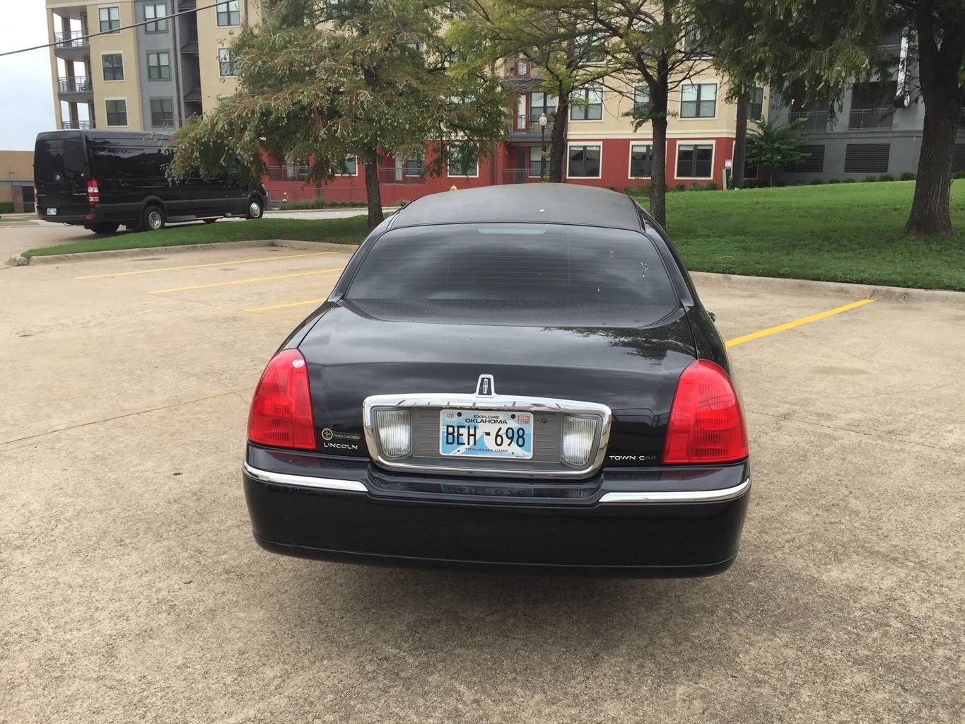 5th Image of a 2007 LINCOLN TOWN CAR EXECUTIVE