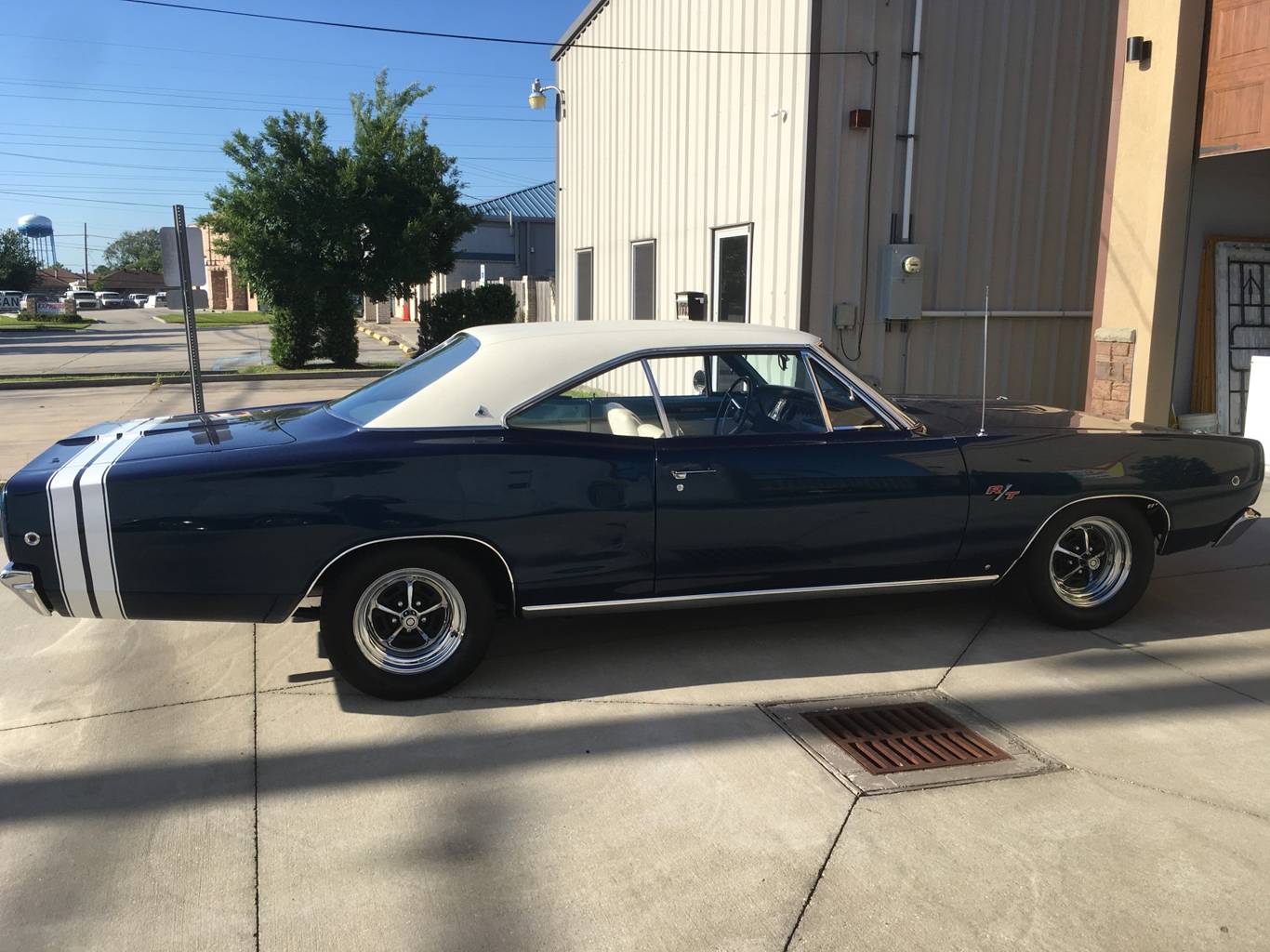 1st Image of a 1968 DODGE CORONET R/T
