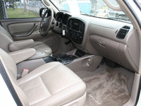 Image 8 of 12 of a 2007 TOYOTA SEQUOIA