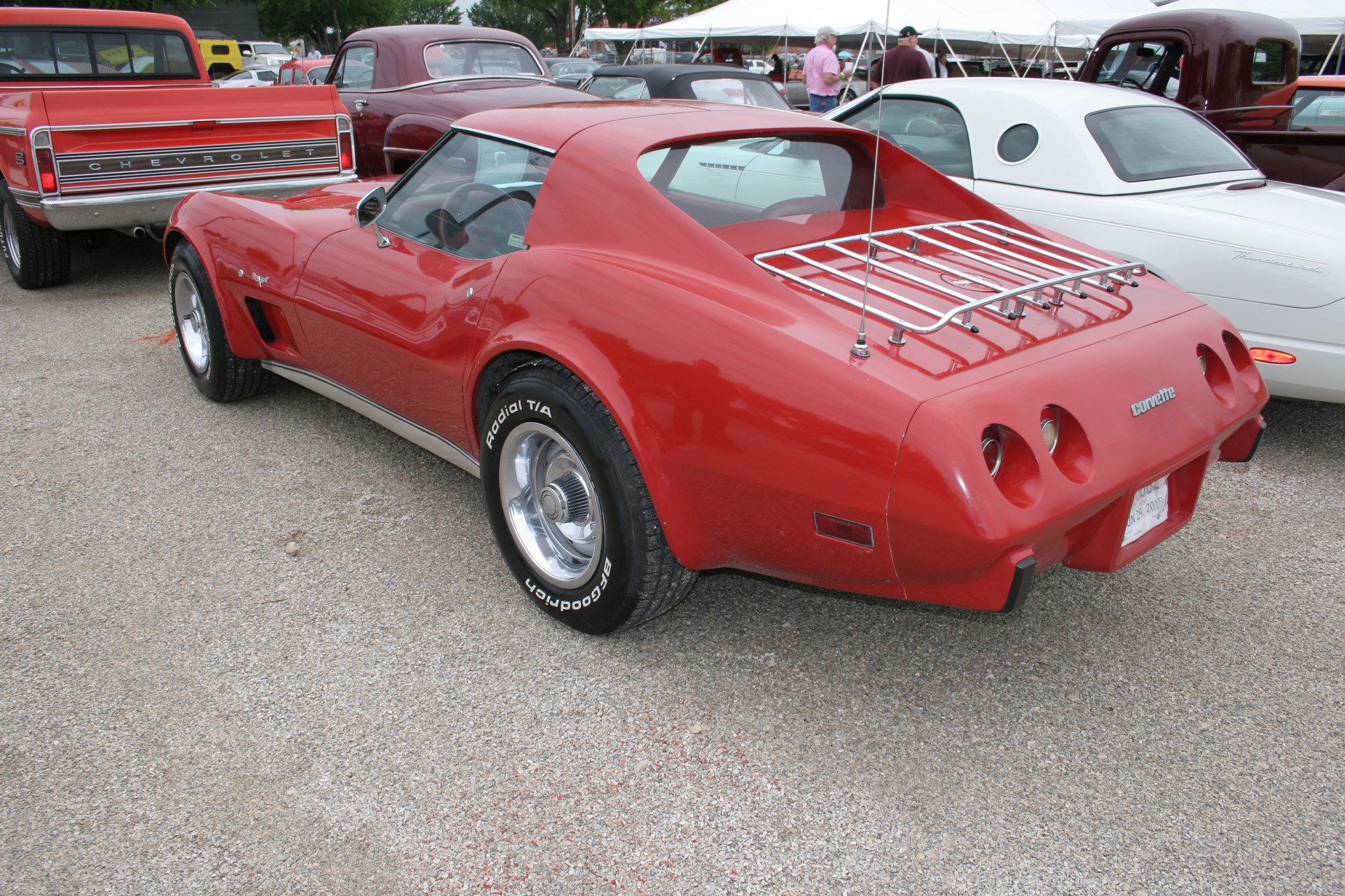 2nd Image of a 1977 CHEVROLET CORVETTE