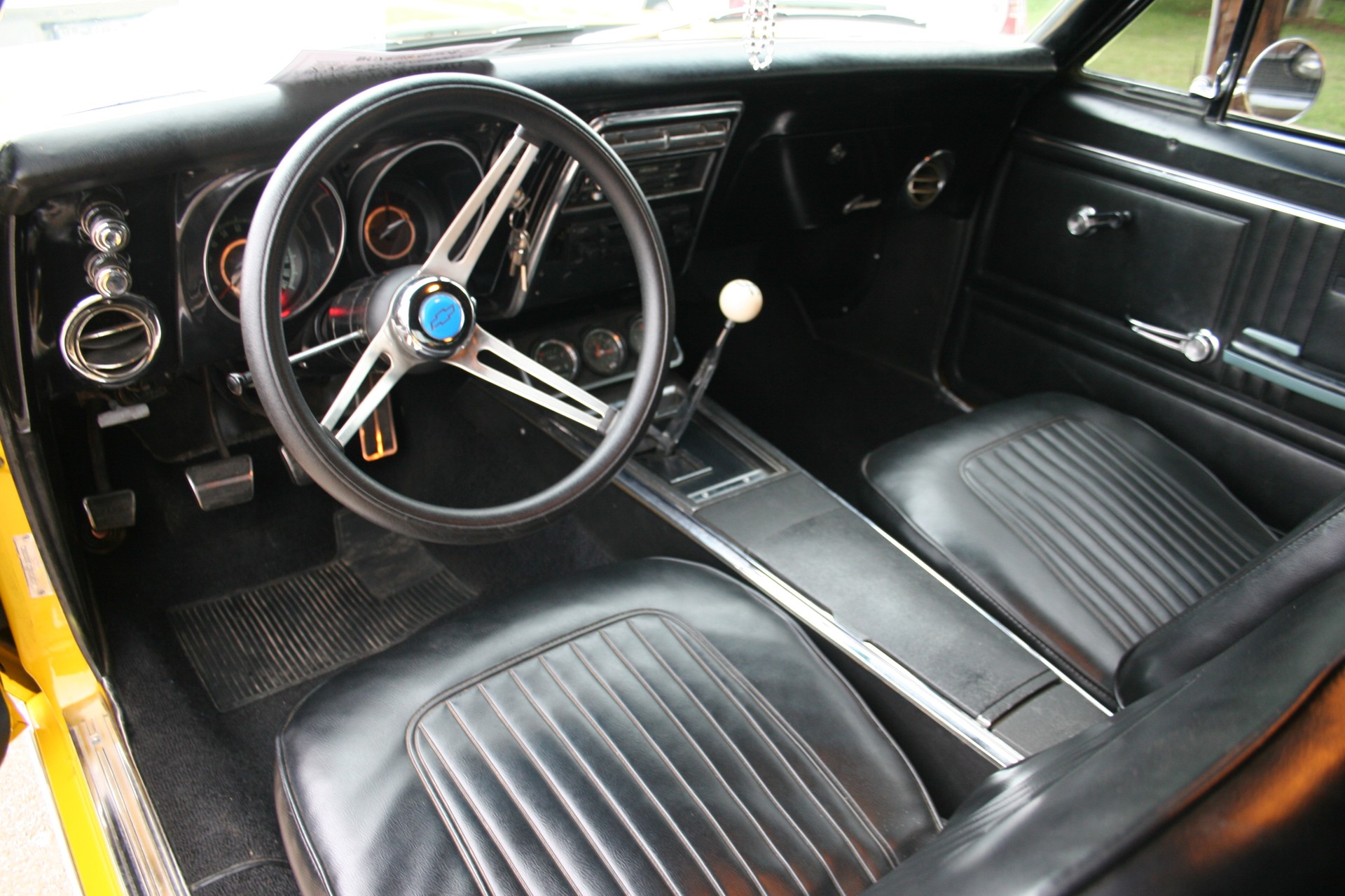 4th Image of a 1967 CHEVROLET CAMARO RALLY SPORT