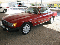 Image 2 of 9 of a 1982 MERCEDES-BENZ 380 380SL