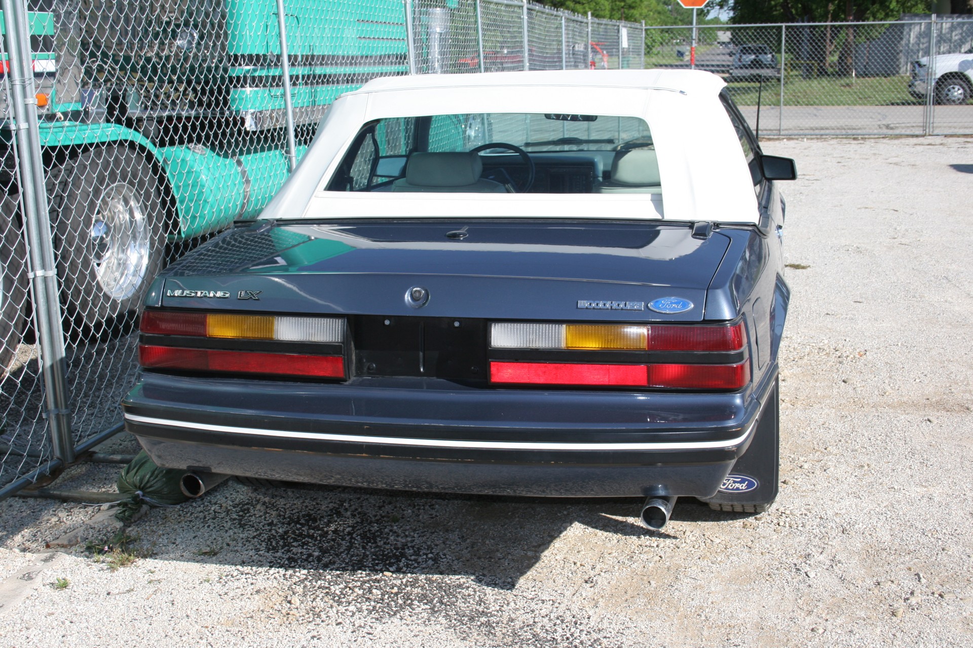 4th Image of a 1984 FORD MUSTANG LX