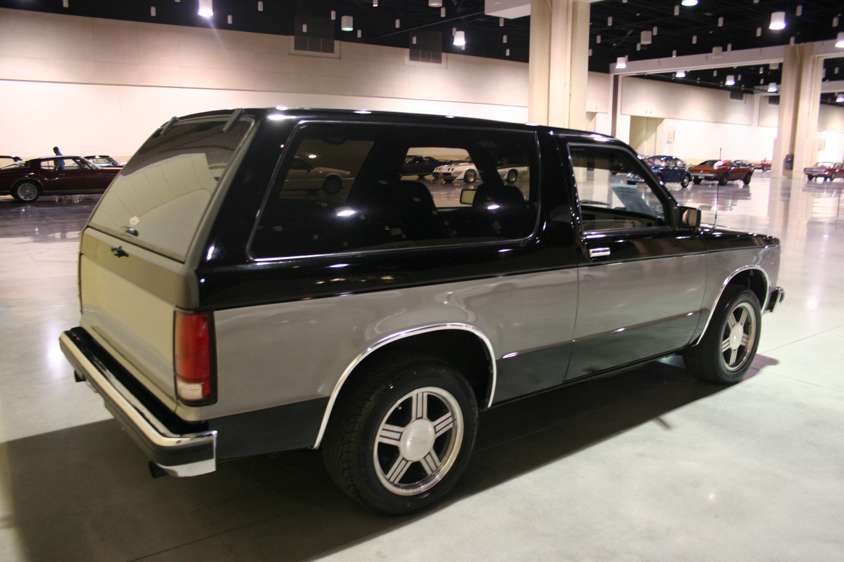 7th Image of a 1985 GMC JIMMY S15