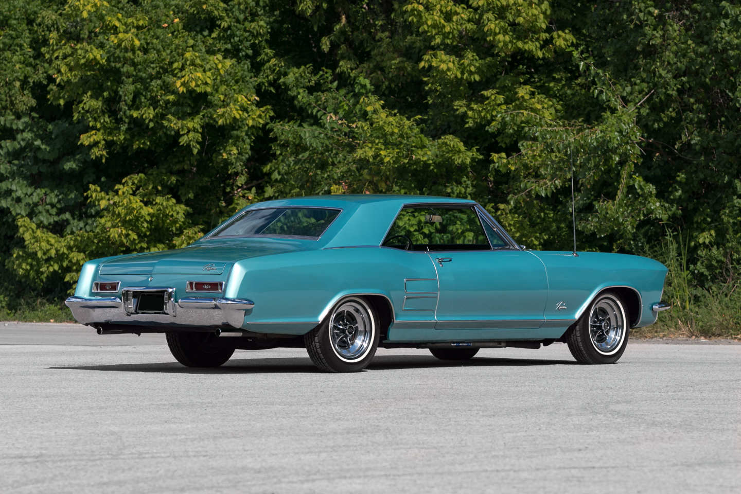 1st Image of a 1964 BUICK RIVIERA