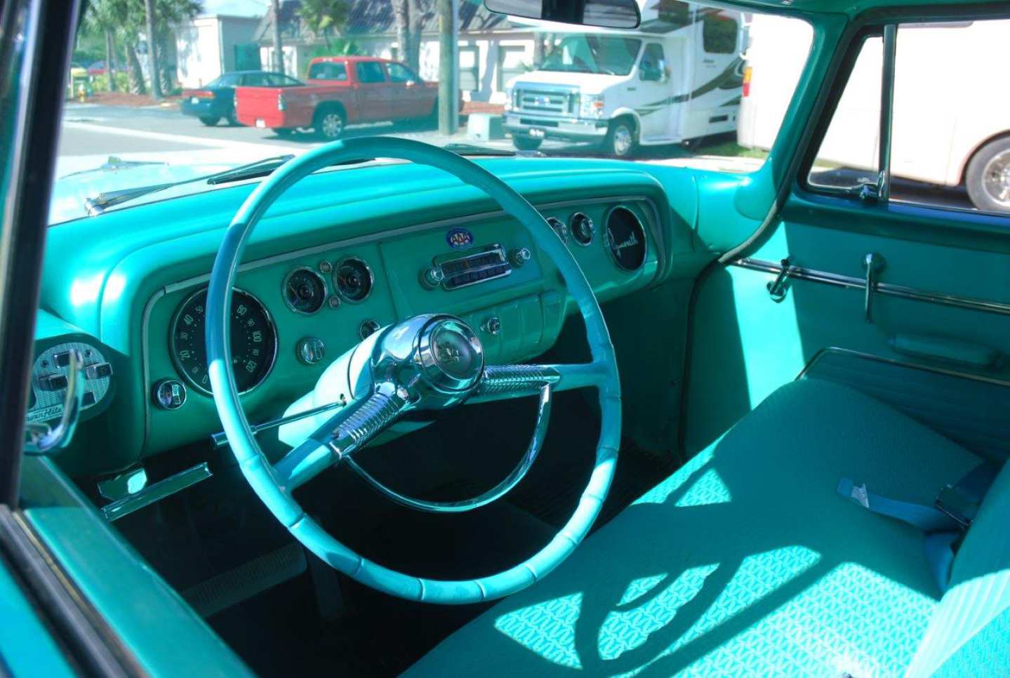 8th Image of a 1956 PLYMOUTH SUBURAN
