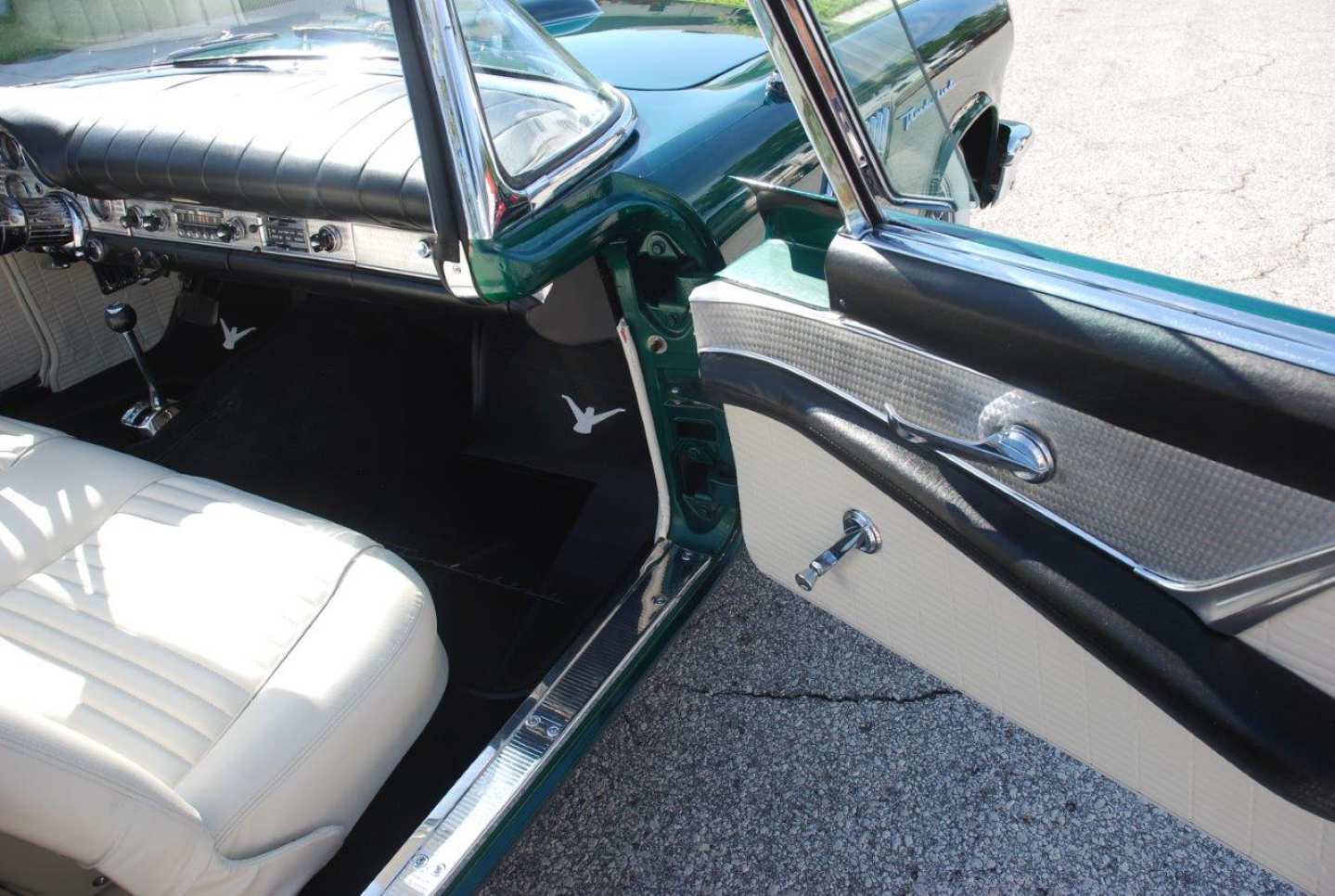 7th Image of a 1957 FORD THUNDERBIRD