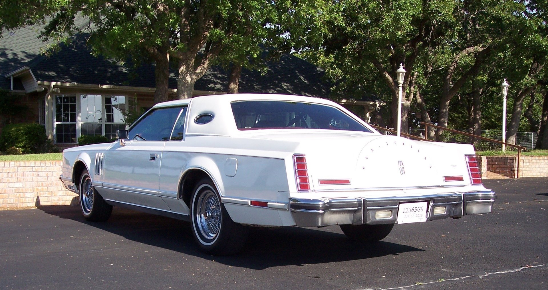 4th Image of a 1977 LINCOLN CONTINENTAL MARK V