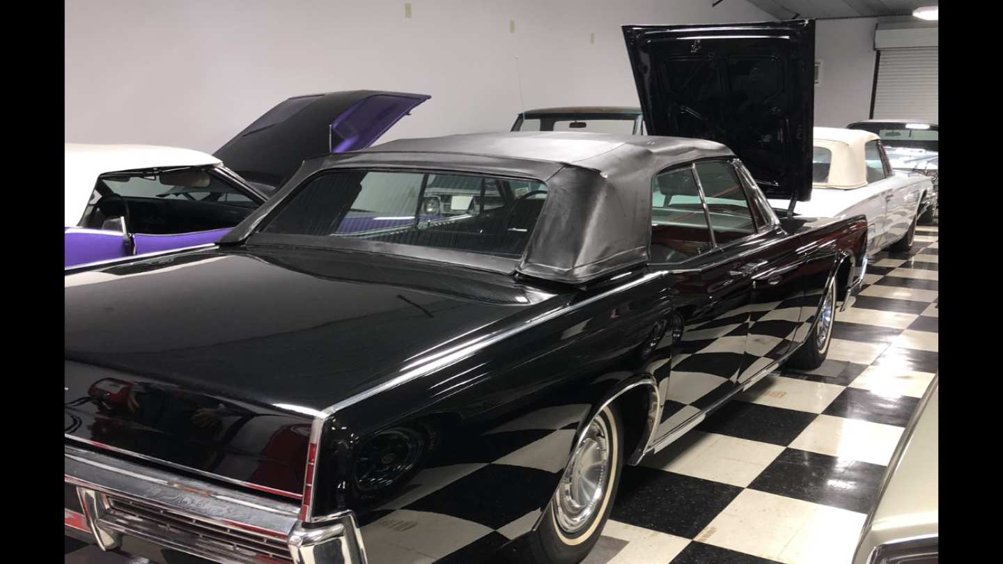 1st Image of a 1967 LINCOLN CONTINENTAL