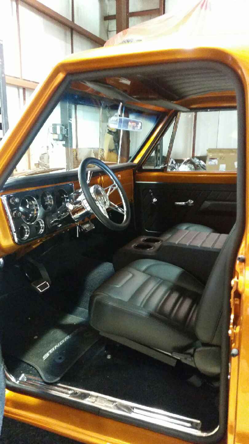 2nd Image of a 1968 CHEVROLET C-10