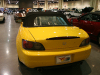 Image 8 of 8 of a 2001 HONDA S2000