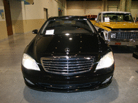 Image 1 of 11 of a 2007 MERCEDES-BENZ S-CLASS S550