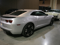 Image 8 of 9 of a 2011 CHEVROLET CAMARO 1LT