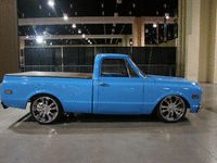 Image 4 of 10 of a 1969 CHEVROLET C10