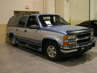 Image 2 of 9 of a 1994 CHEVROLET SUBURBAN 1500