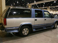 Image 9 of 9 of a 1994 CHEVROLET SUBURBAN 1500