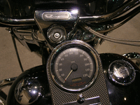 Image 7 of 13 of a 2003 HARLEY-DAVIDSON FLHRCI