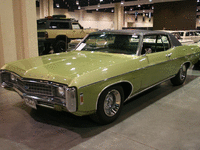 Image 2 of 9 of a 1969 CHEVROLET IMPALA