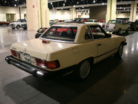 Image 8 of 9 of a 1987 MERCEDES-BENZ 560 560SL