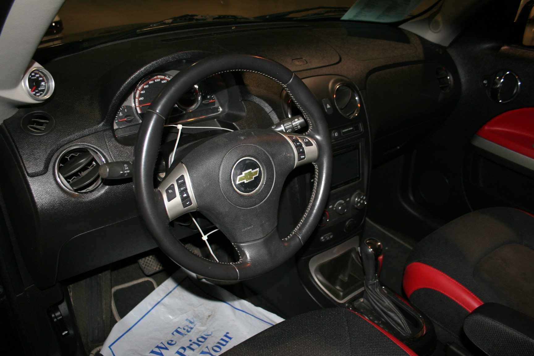 3rd Image of a 2009 CHEVROLET HHR SS