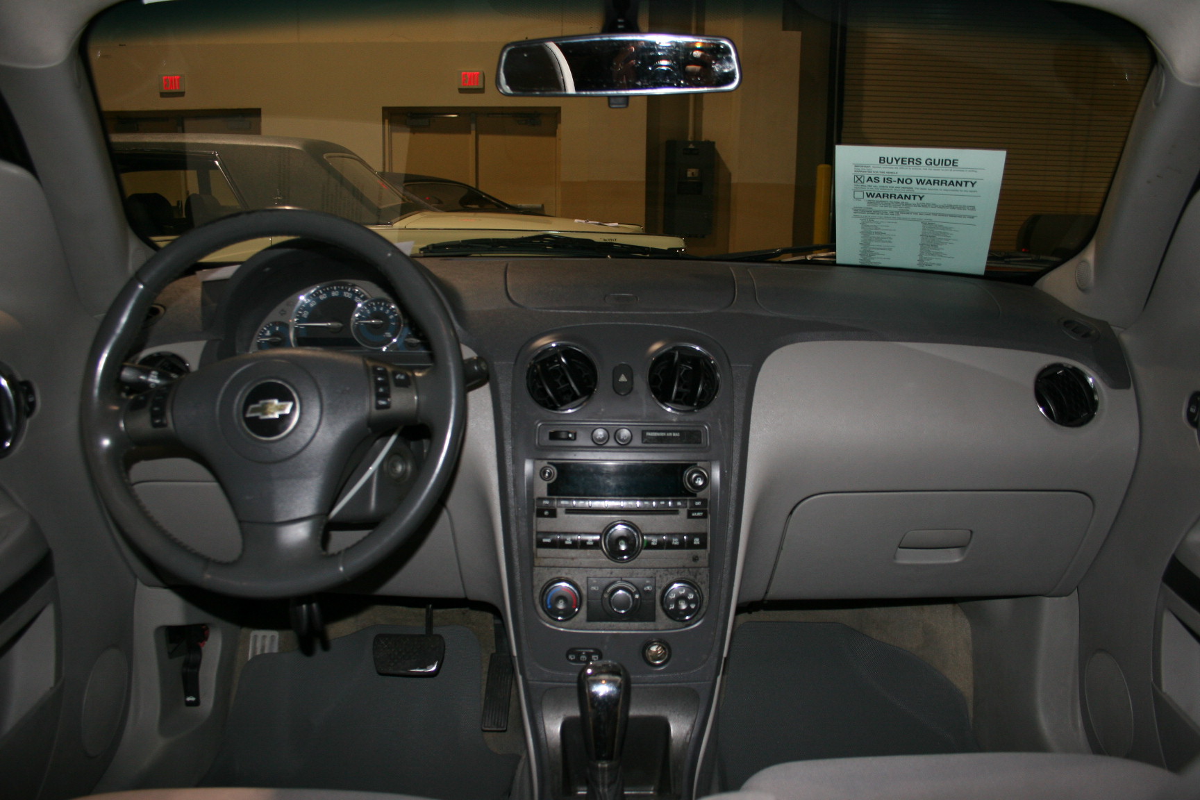2nd Image of a 2009 CHEVROLET HHR LT
