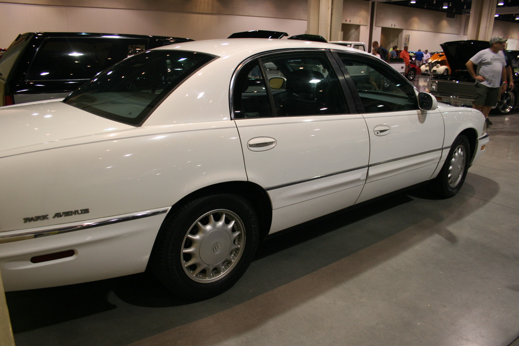 7th Image of a 1997 BUICK PARK AVENUE