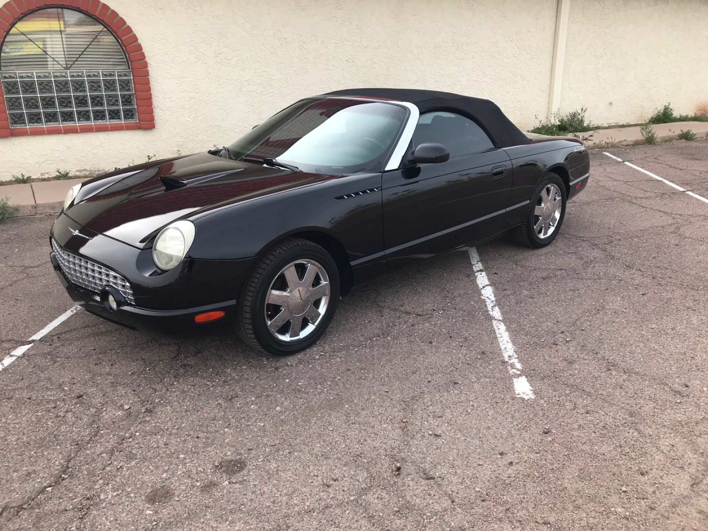 0th Image of a 2002 FORD THUNDERBIRD DELUXE