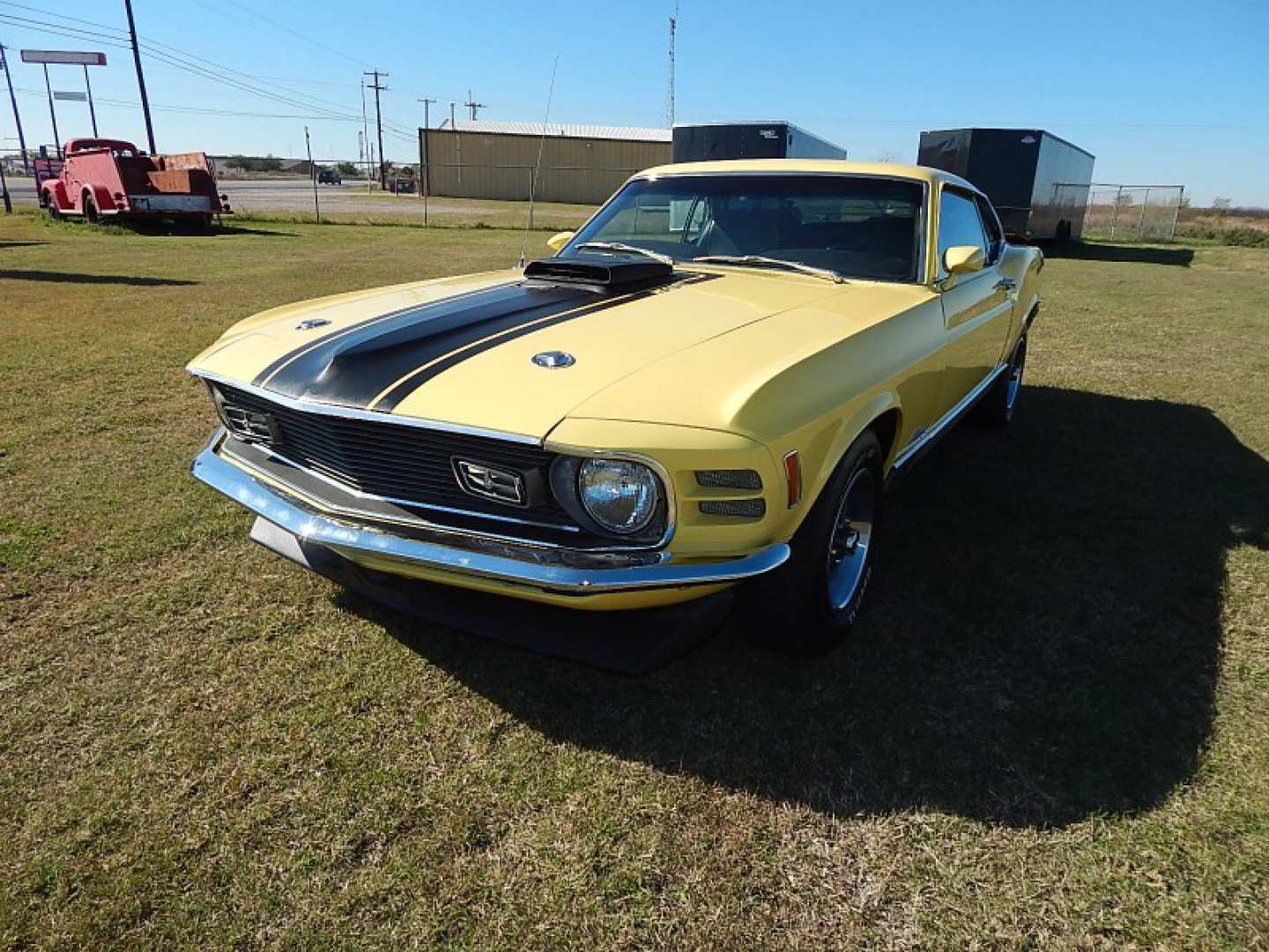 2nd Image of a 1970 FORD MUSTANG MACH I