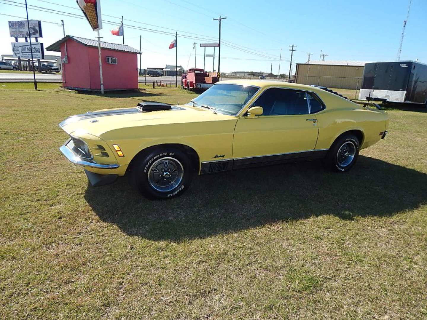 19th Image of a 1970 FORD MUSTANG MACH I