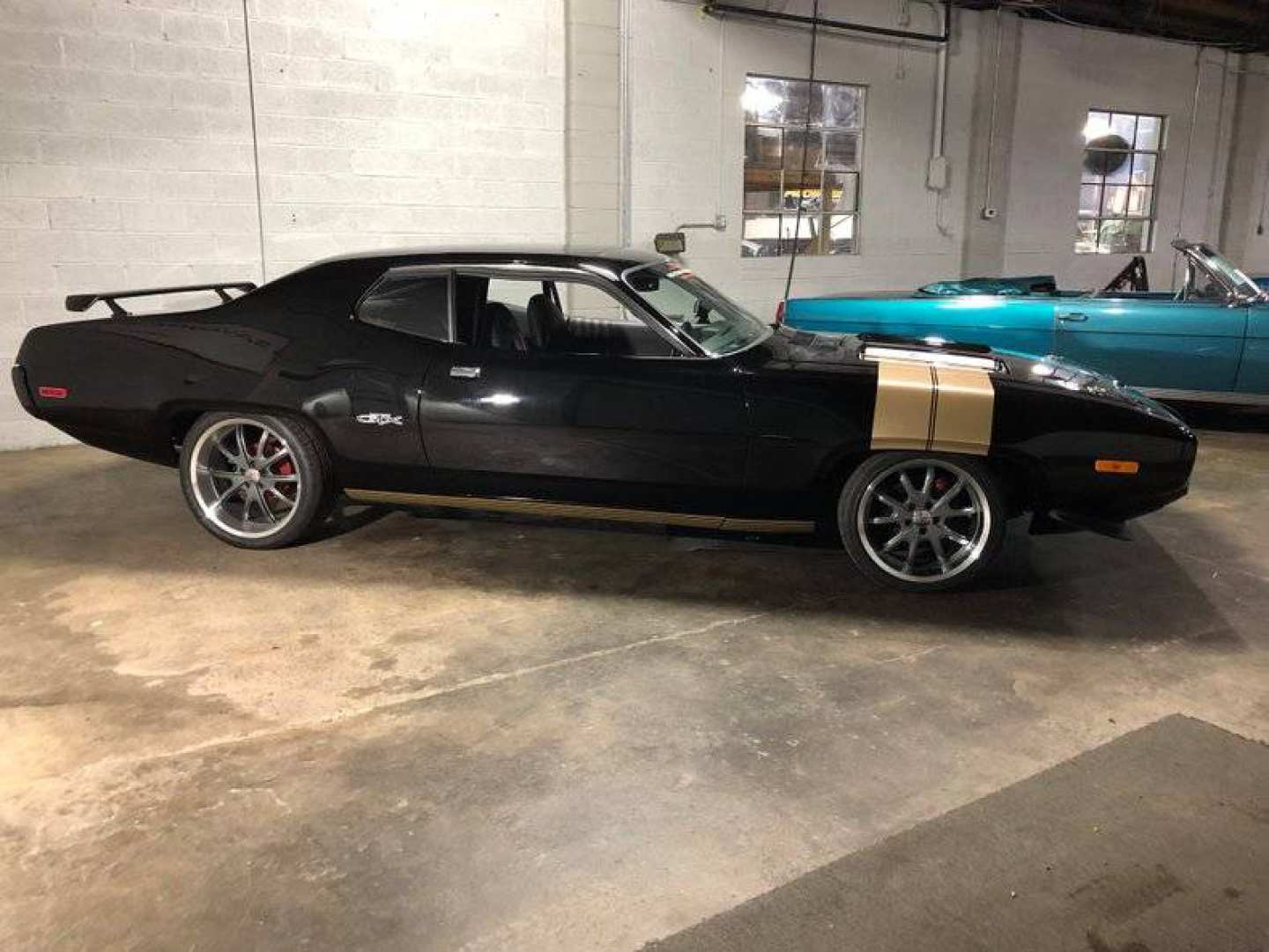 2nd Image of a 1972 PLYMOUTH GTX TRIBUTE