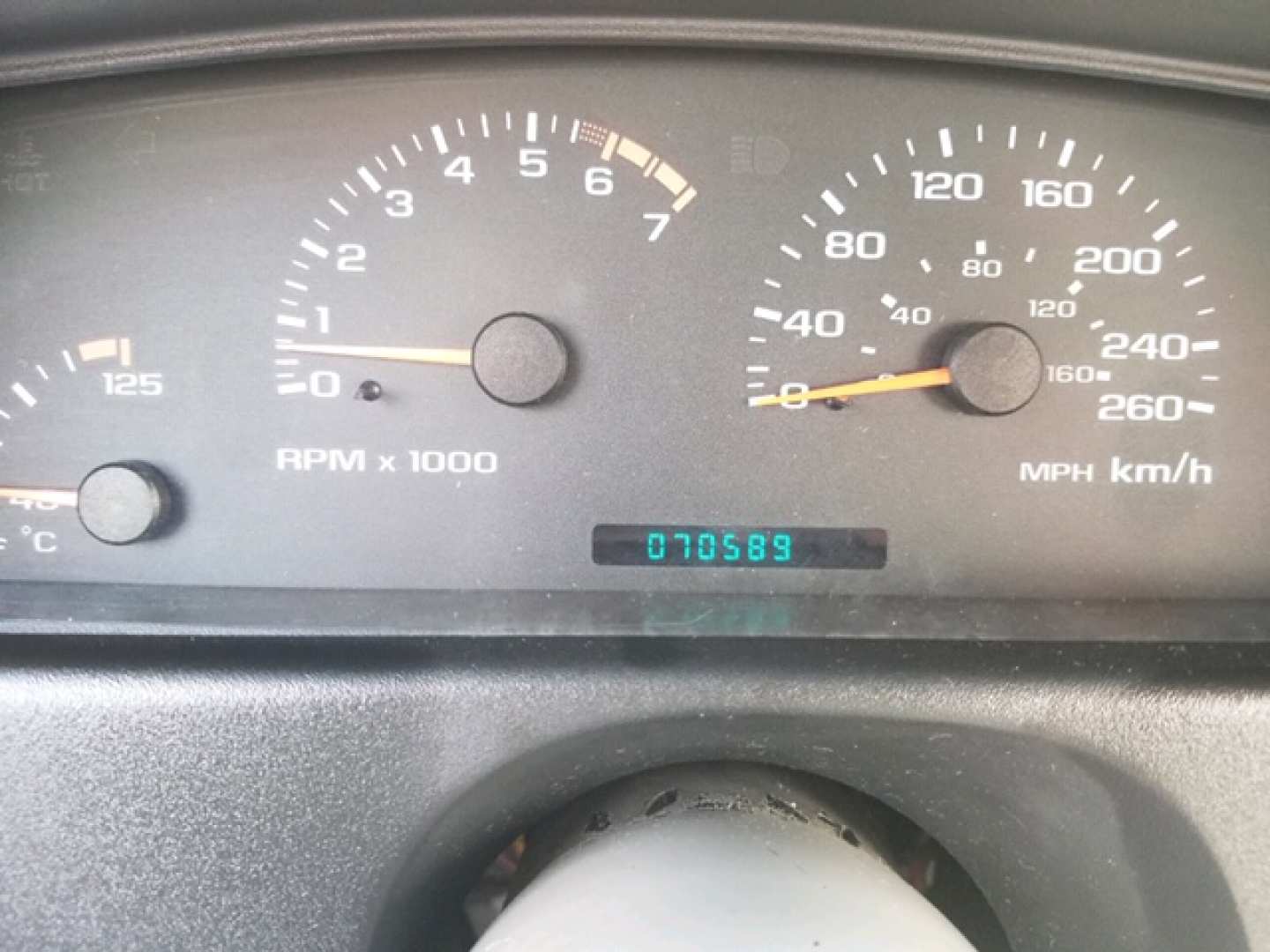 3rd Image of a 1996 CHEVROLET IMPALA SS