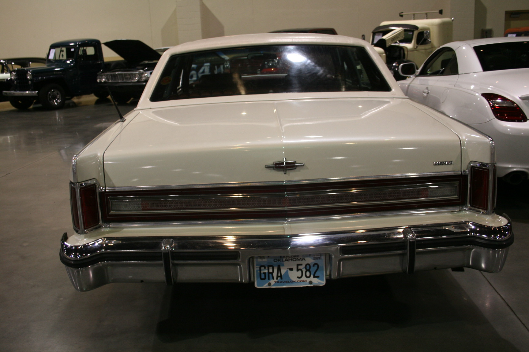11th Image of a 1977 LINCOLN TOWN CAR