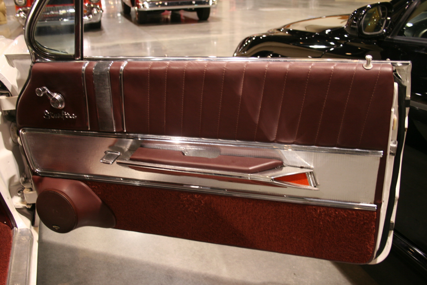 9th Image of a 1962 OLDSMOBILE STARFIRE