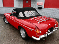 Image 5 of 15 of a 1976 MGB ROADSTER