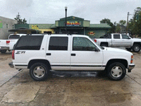 Image 1 of 4 of a 1998 CHEVROLET TAHOE