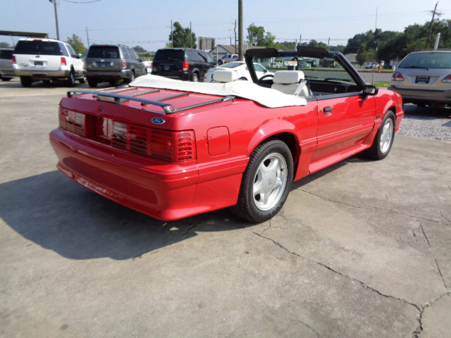 3rd Image of a 1993 FORD MUSTANG GT