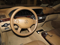 Image 7 of 16 of a 2007 MERCEDES-BENZ S-CLASS S550