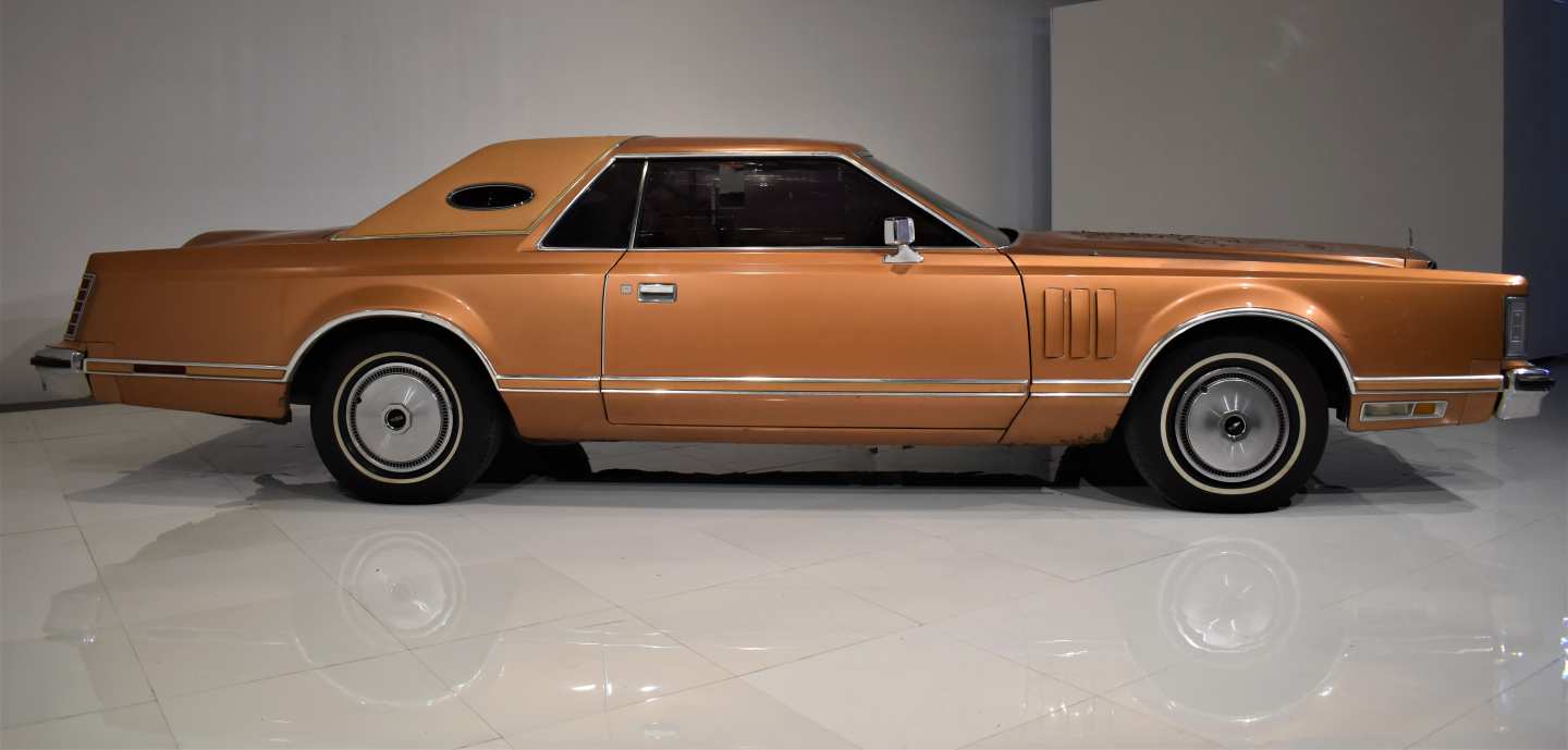 3rd Image of a 1978 LINCOLN CONTINENTAL