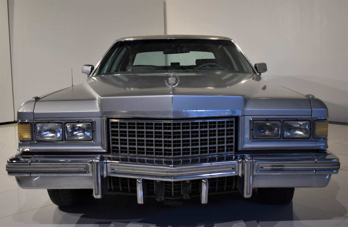 4th Image of a 1976 CADILLAC BROUGHAM