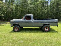 Image 9 of 35 of a 1971 FORD F100