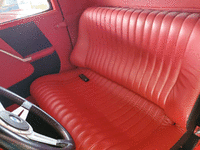 Image 11 of 14 of a 1933 FORD DELUXE