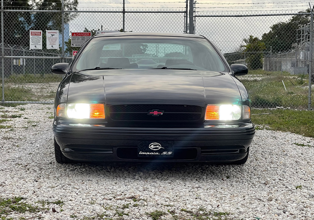 5th Image of a 1996 CHEVROLET IMPALA / CAPRICE